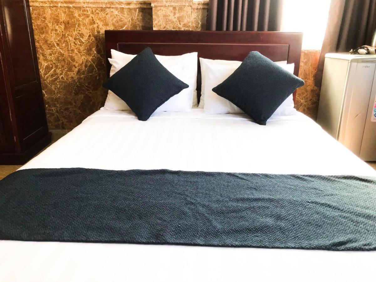 La Cactus Hotel 2 Quy Nhon Exterior photo